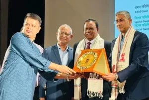 মহাত্মা গান্ধী গুডউইল অ্যাওয়ার্ড পেলেন সাংবাদিক ফারুক মেহেদী
