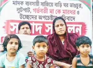 অন্তঃসত্ত্বা নারীর -: সৈয়দপুরে বাড়িঘর ভাঙচুর ও লুটপাটের