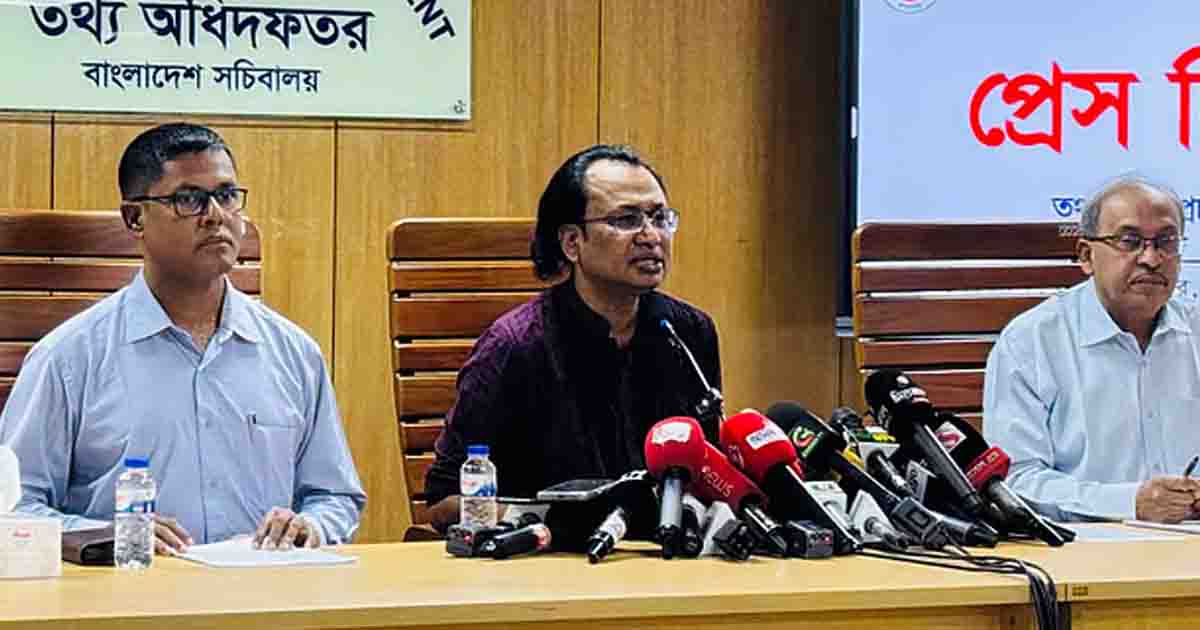দেশে ফিরলে আইনি বিচারের মুখোমুখি হবেন শেখ হাসিনা: তথ্য উপদেষ্টা