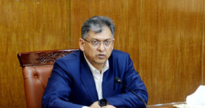 ক্রসফায়ার নয়, জিরো টলারেন্স নীতিতে সরকার: স্বরাষ্ট্রমন্ত্রী