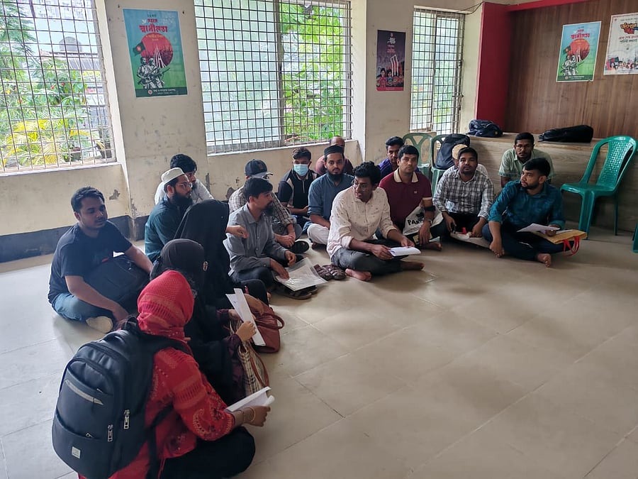 প্রাথমিক বিদ্যালয়ের নতুন সহকারী শিক্ষকদের যোগদান শুরু