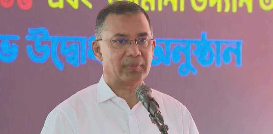 প্রধানমন্ত্রী |: স্বৈরাচারের ফেরার পথ খুললে জুলাই শহীদদের সঙ্গে