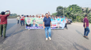ফেনী অভিমুখে প্রধানমন্ত্রী তারেক রহমানকে অভ্যর্থনা সিদ্ধিরগঞ্জ থানা