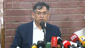 তত্ত্বাবধায়ক সরকারের প্রধান হিসেবে স্পিকারকে নিয়োগের প্রস্তাব নিয়ে আলোচনার কথা জানালেন স্বরাষ্ট্রমন্ত্রী