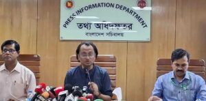 নির্ধারিত দামে এলপিজি না মিললে কঠোর ব্যবস্থা: প্রধানমন্ত্রীর উপদেষ্টা