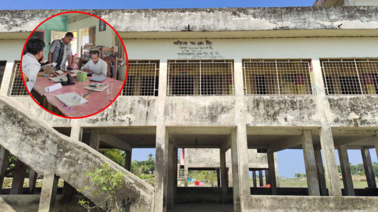 স্কুলে না এসেও হাজিরা খাতায় স্বাক্ষর
