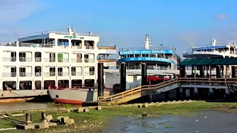 চরফ্যাশন-ঢাকা নৌরুটে রোটেশন প্রথায় জিম্মি সাধারণ যাত্রী