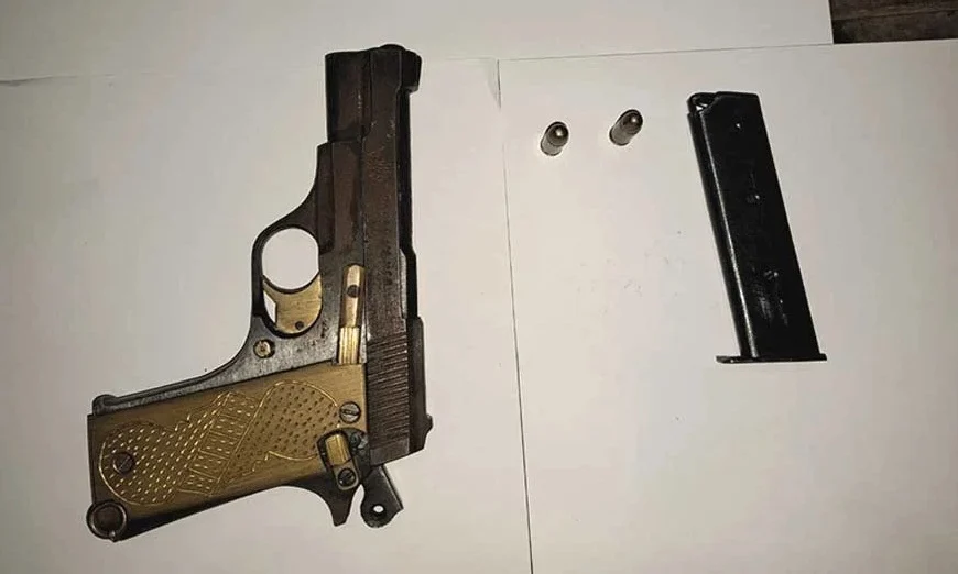 রূপসায় অস্ত্র ও গুলিসহ গ্রেপ্তার রাজু মোড়ল